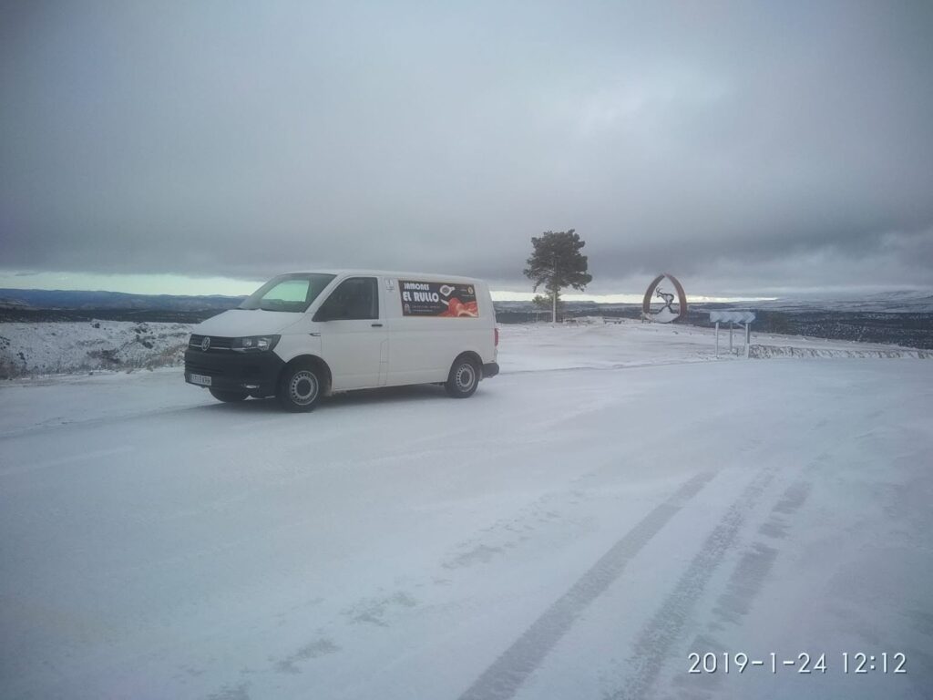 Villarluego nevado Jamones el rullo2